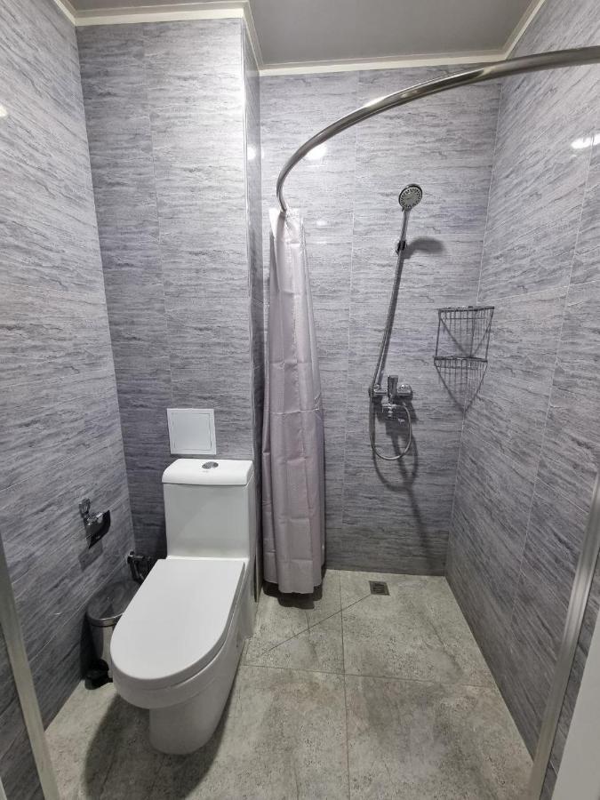 Revel Hotel Tashkent Luaran gambar