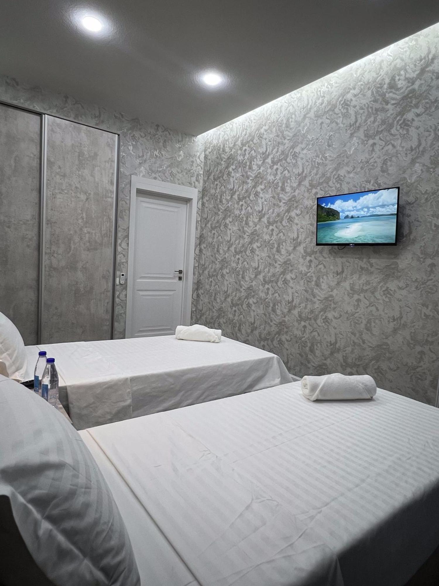 Revel Hotel Tashkent Luaran gambar
