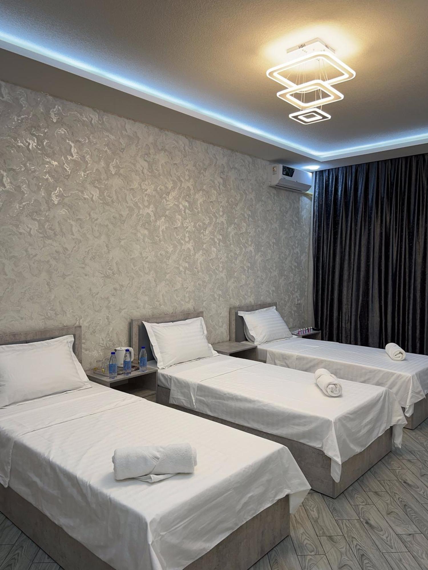 Revel Hotel Tashkent Luaran gambar